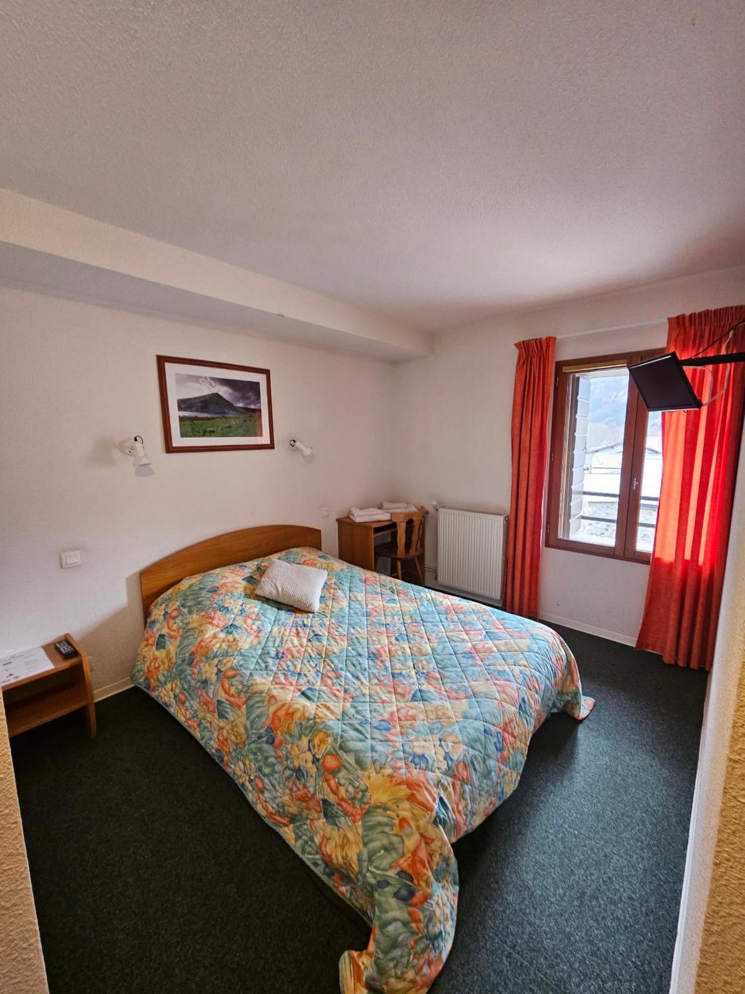 Le Campcardos Hotell Porta Exteriör bild