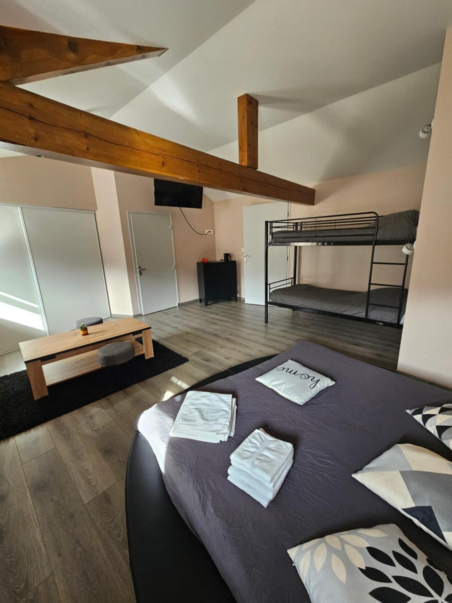 Le Campcardos Hotell Porta Exteriör bild