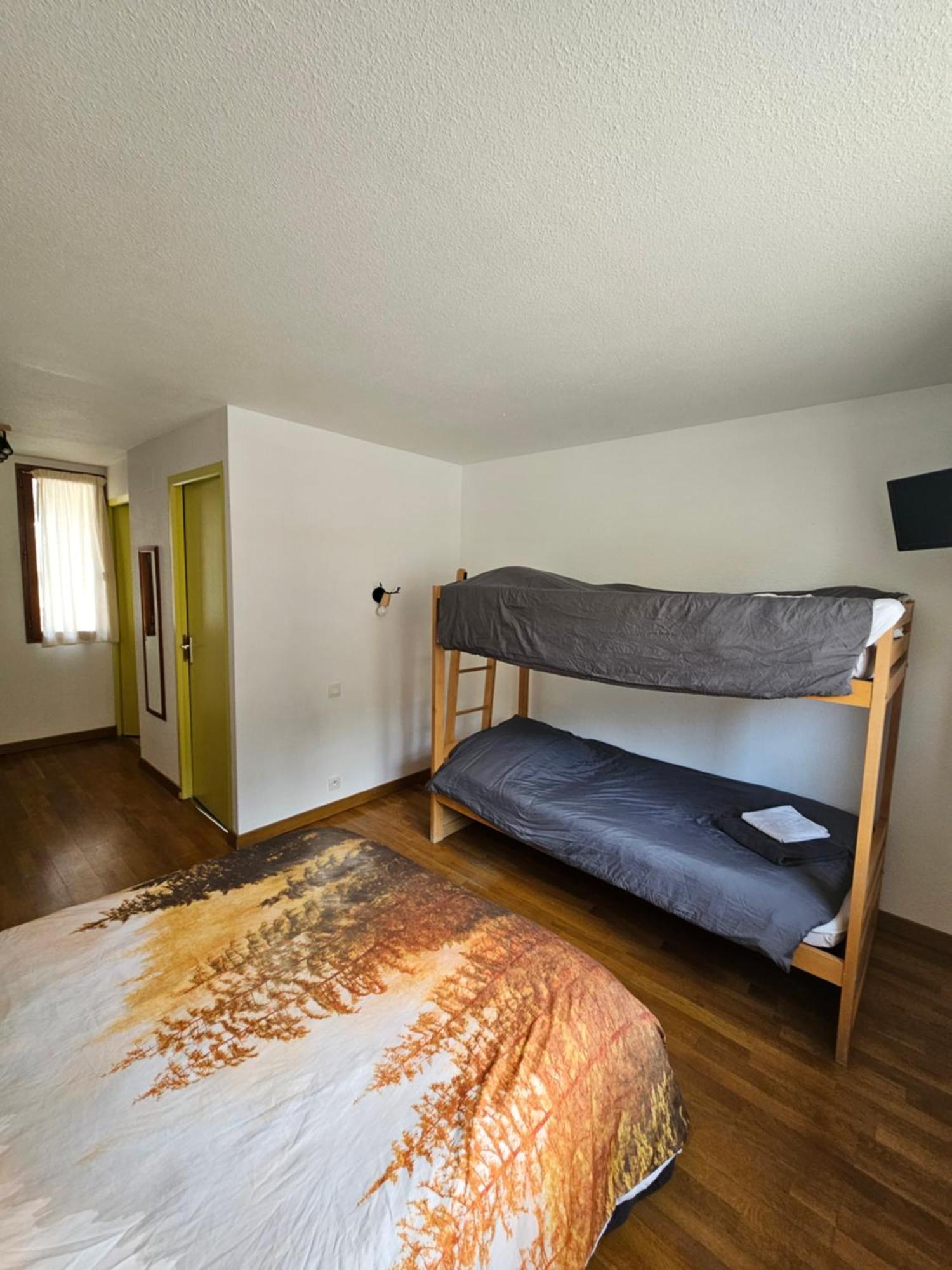 Le Campcardos Hotell Porta Exteriör bild