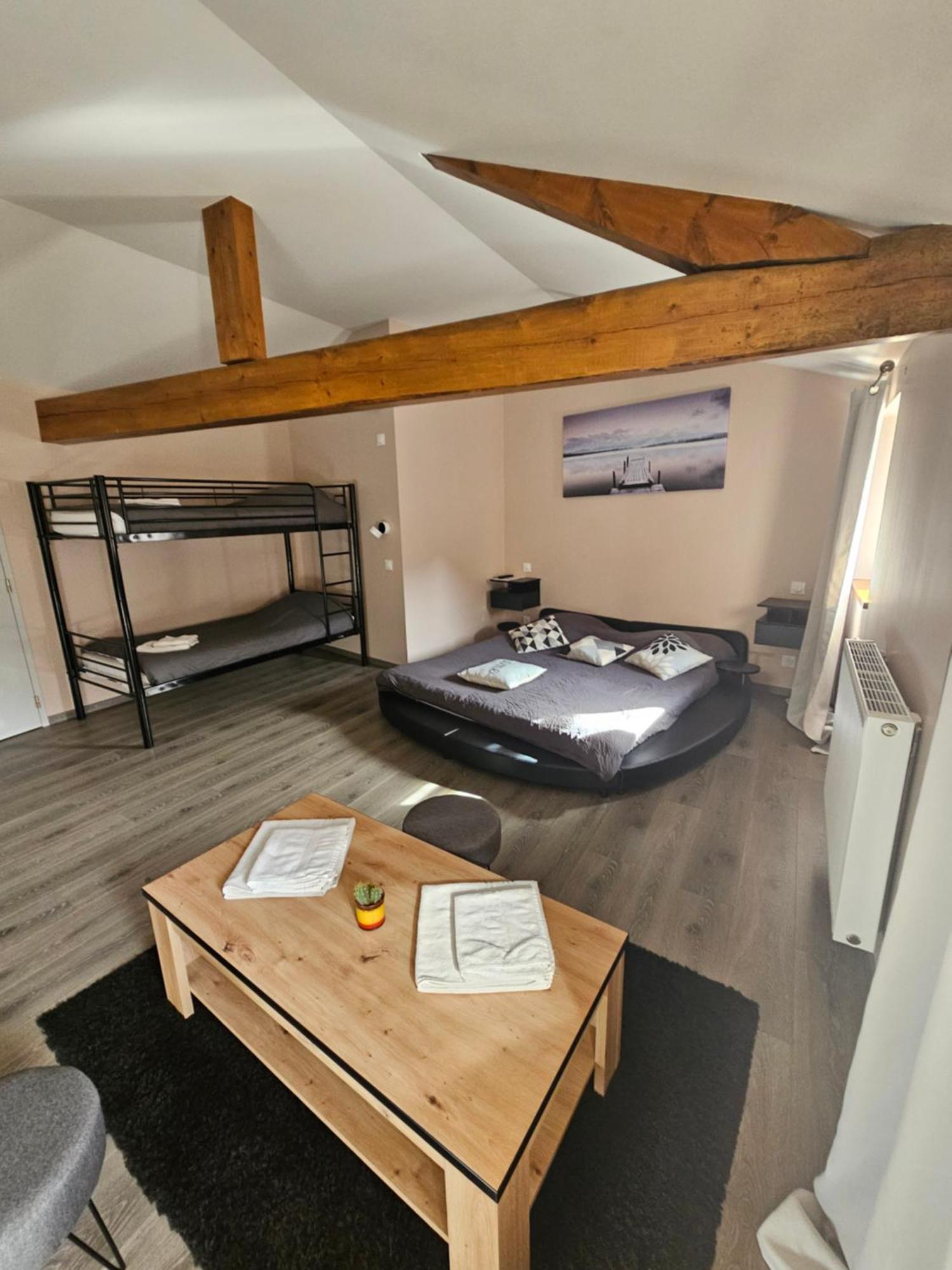 Le Campcardos Hotell Porta Exteriör bild